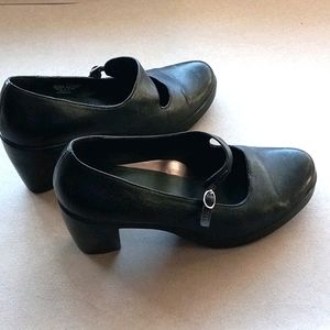 Dansko Tara shoes
